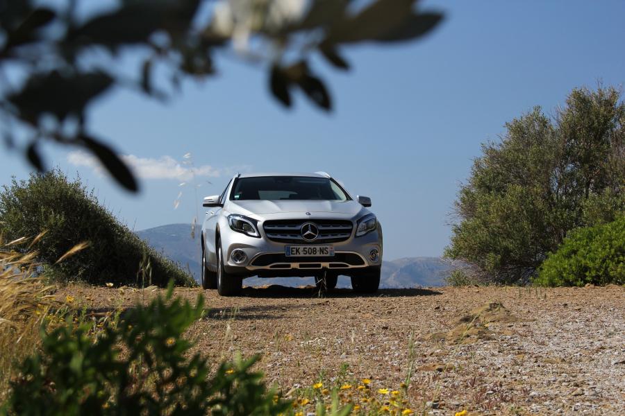  Mercedes-Benz GLA200 d 2017 года  (WW) (фото 17 из 24)